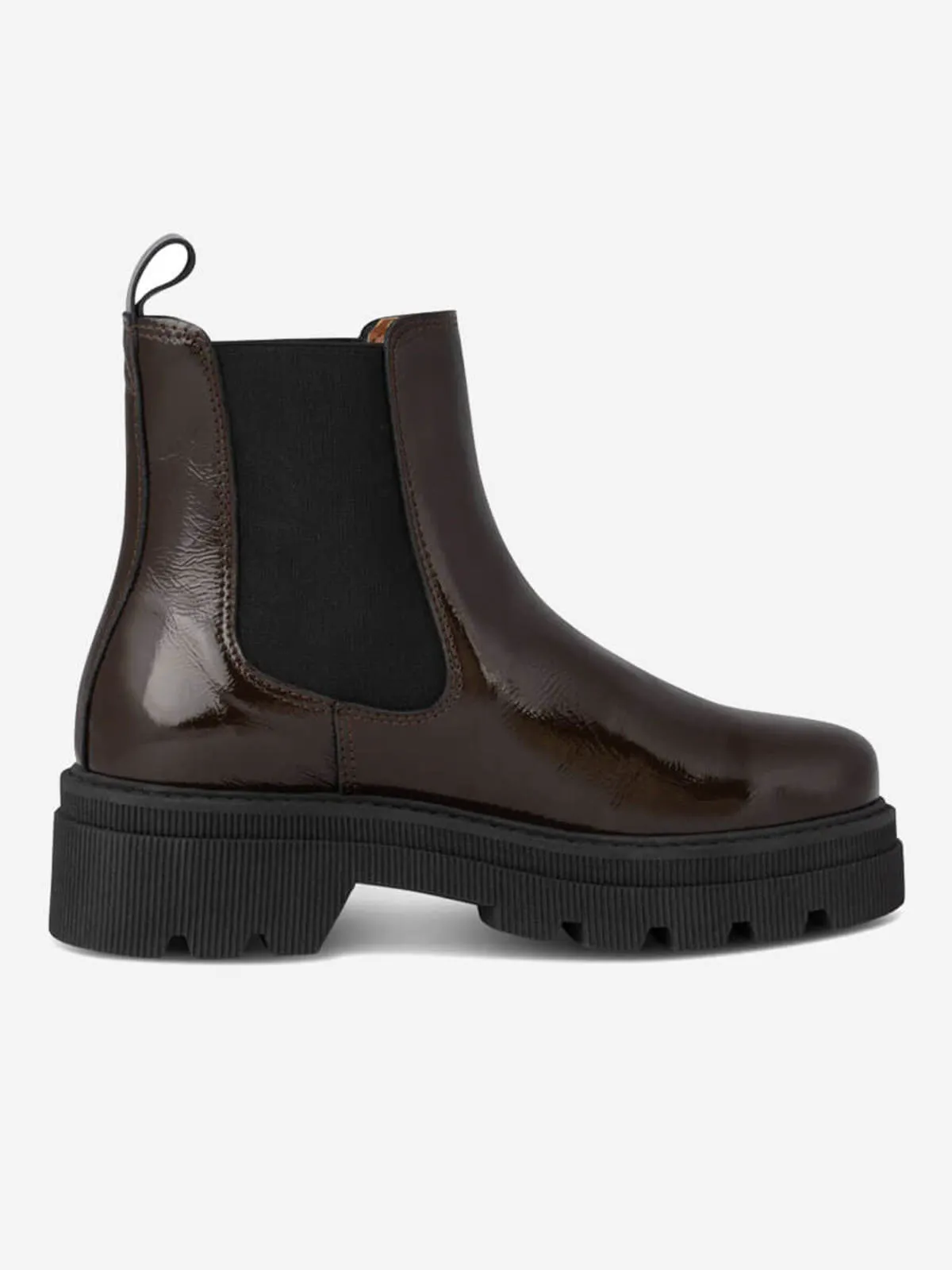 Sanna Chelsea Patent Boots - Chocolate