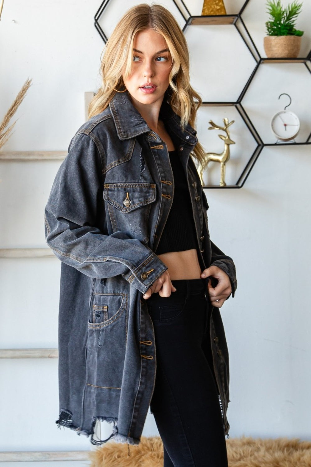 Veveret Button Up Distressed Frayed Hem Denim Jacket